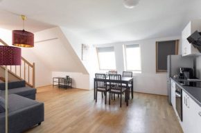 Penthouse bei Schönbrunn mit Dachterasse! N44